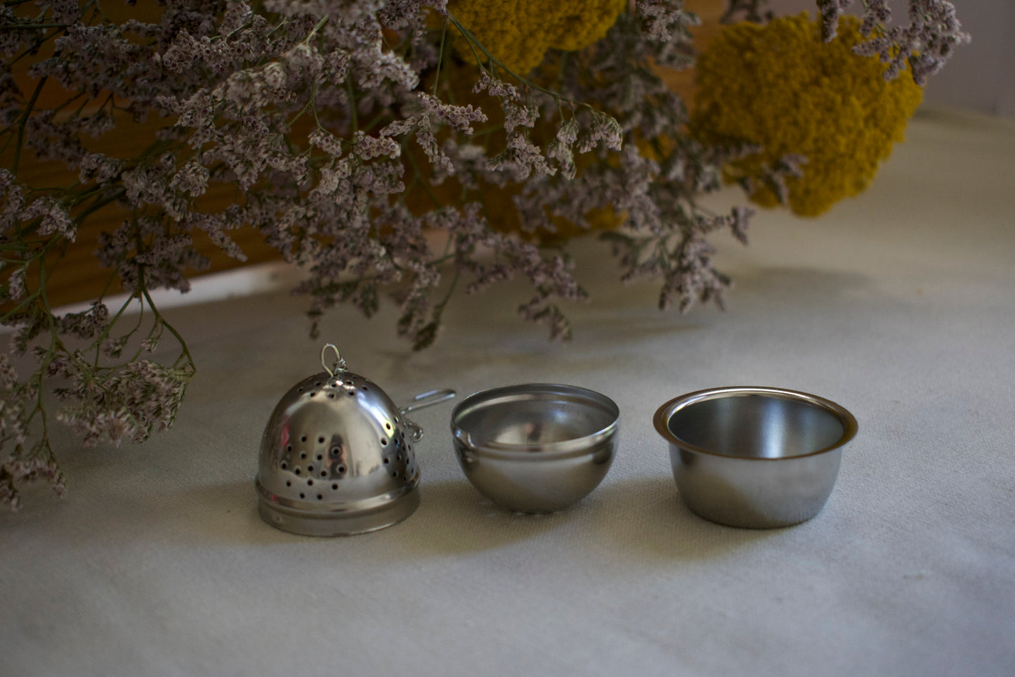 Egg Shaped Tea Infuser with Drip Tray - Stainless Steel Tea Strainer